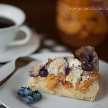 Campfire Blueberry Peach French toast is a perfect start to your camping morning. Peaches, blueberries and cream cheese make a delicious campfire breakfast.