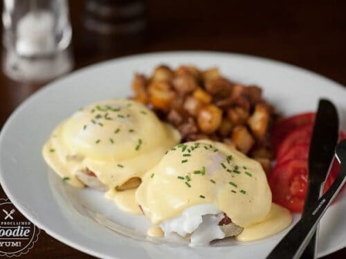 Classic Eggs Benedict - Damn Delicious