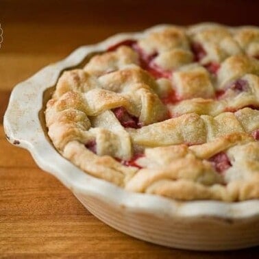 There are few pies better than a mouthwatering, sweet yet tart, flaky crusted, warm Strawberry Rhubarb Pie. Oh yeah.