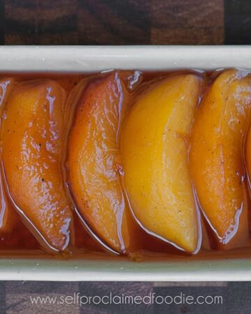 Vanilla Wine Poached Peaches | Self Proclaimed Foodie