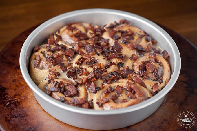 a pan of maple bacon cinnamon rolls