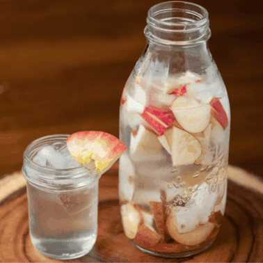 how to make autumn infused water.