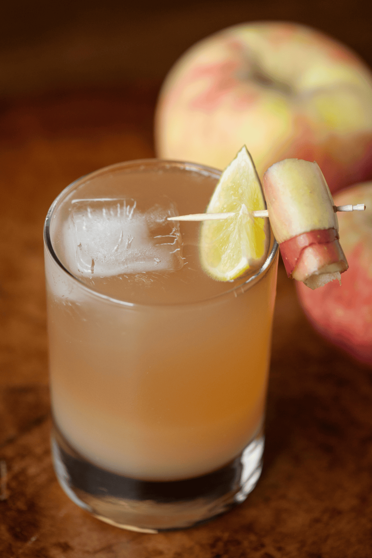 apple ginger stonewall cocktail.