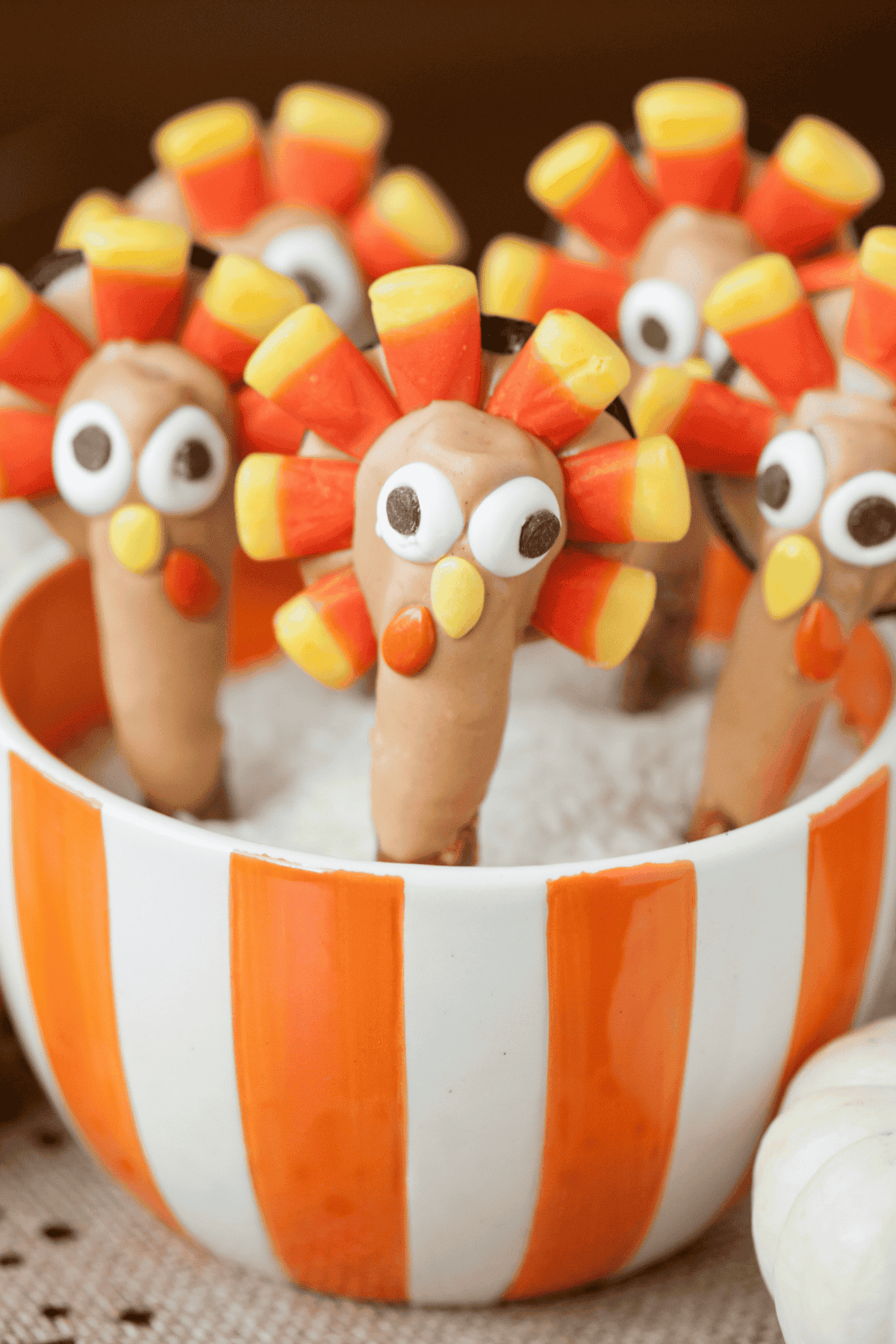 thanksgiving pretzel rods.