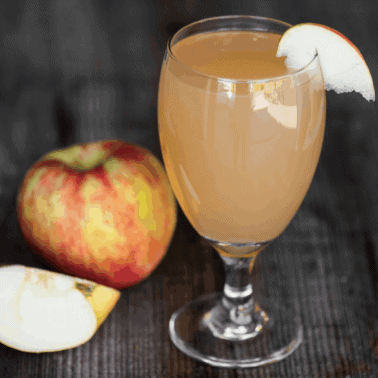 spiced apple prosecco cocktail.