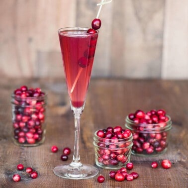 cranberry orange prosecco cocktail recipe.