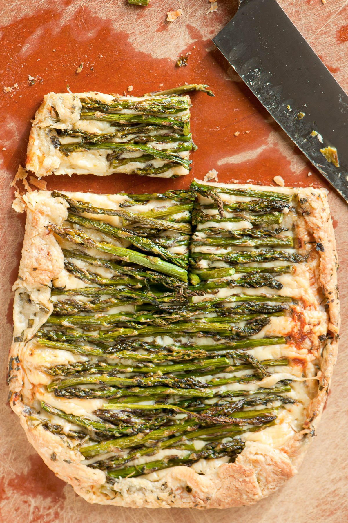 puff pastry asparagus galette.