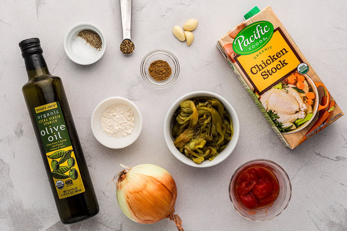 ingredients needed to make homemade green enchilada sauce.