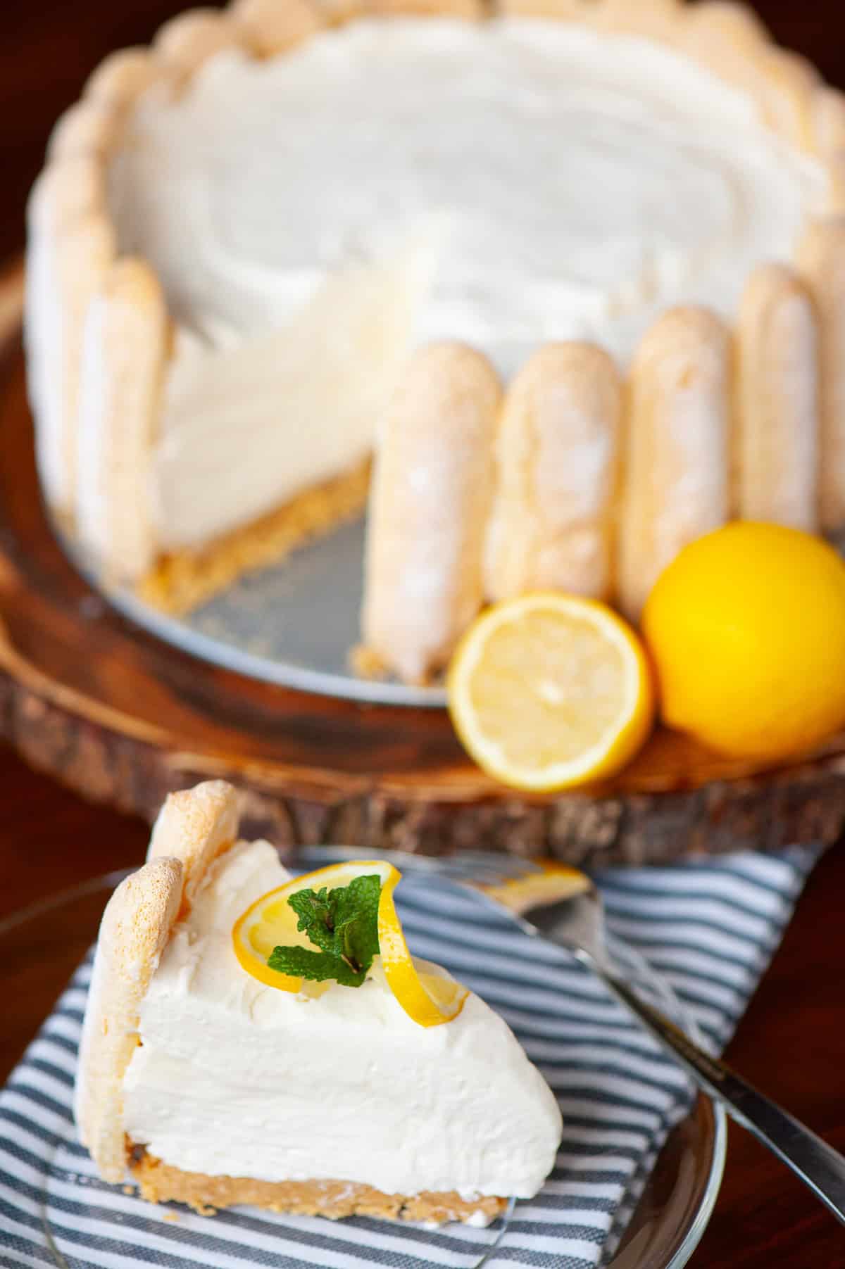 no bake lemon cheesecake with ladyfingers.