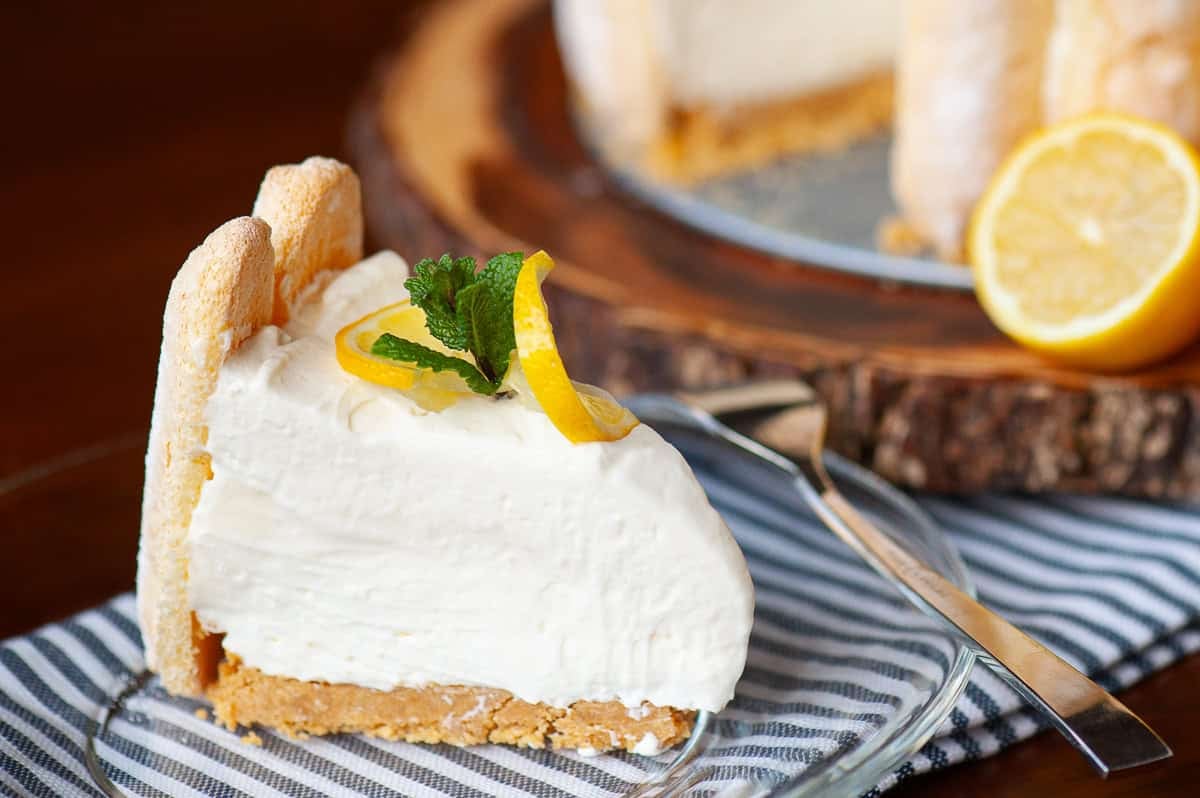 no bake lemon cheesecake with ladyfingers.