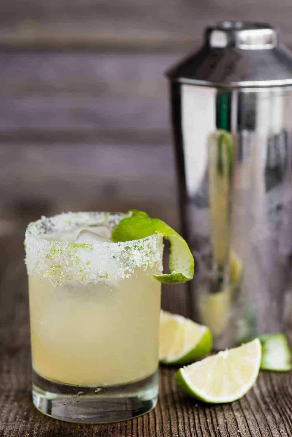 classic margarita with fresh lime