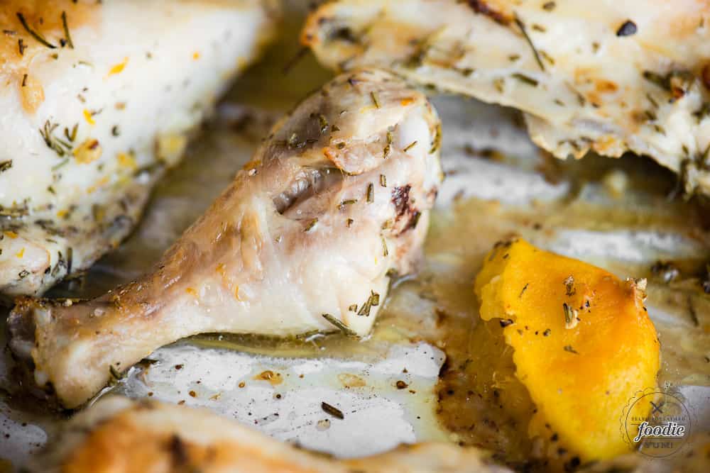 How to make lemon rosemary chicken in the oven