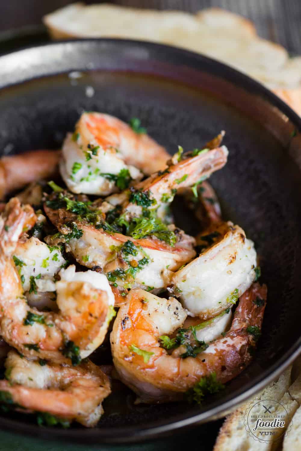 Best Shrimp Scampi recipe in dark bowl