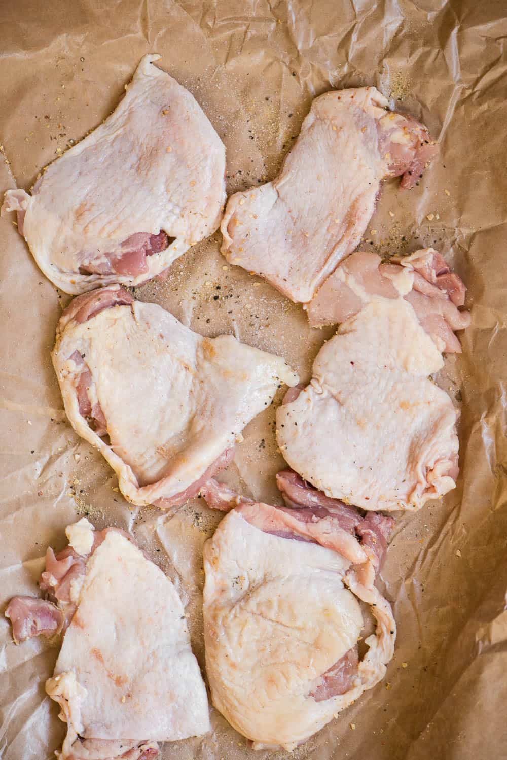 how to season air fryer chicken thighs