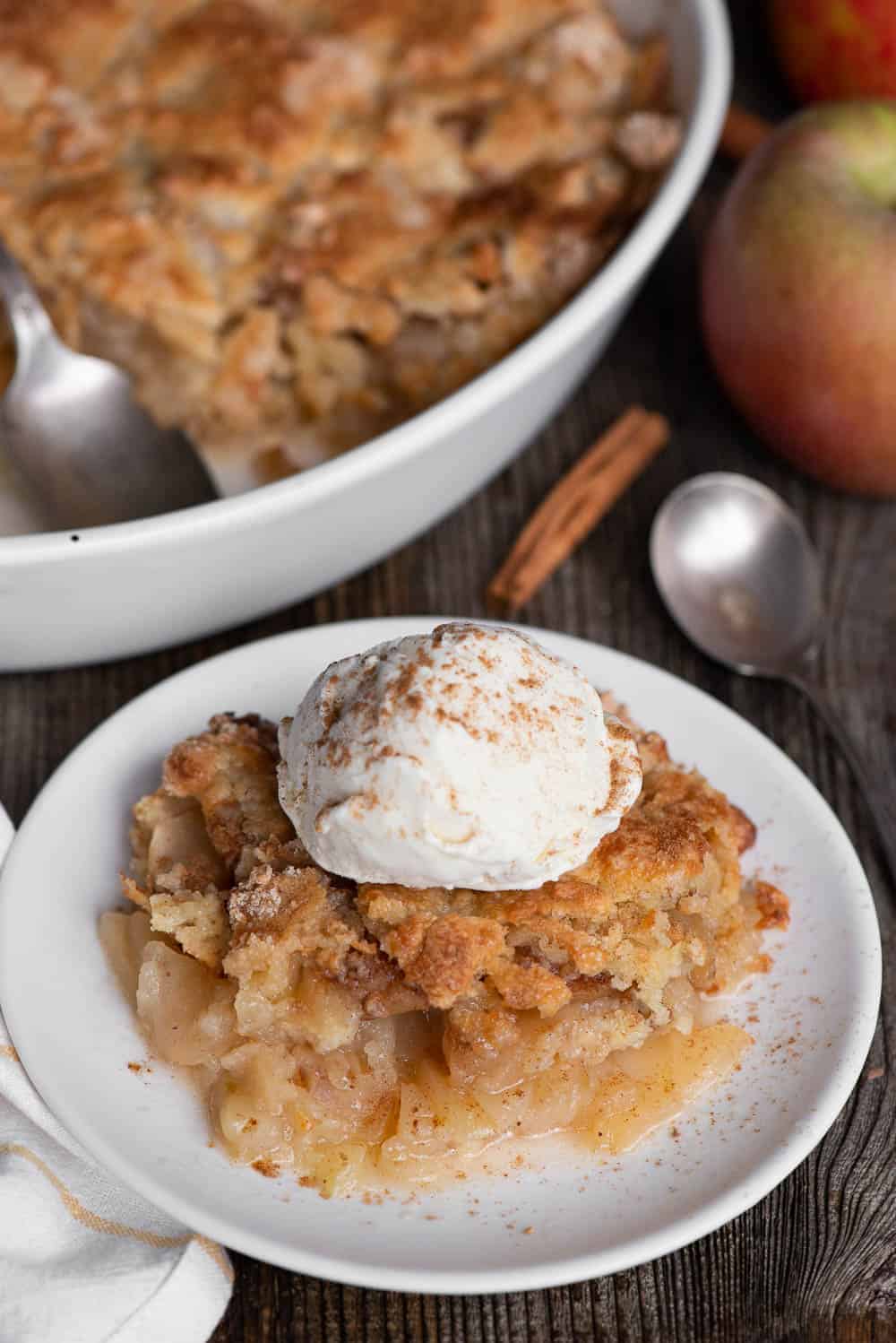 {Super Easy} Apple Cobbler Recipe Self Proclaimed Foodie