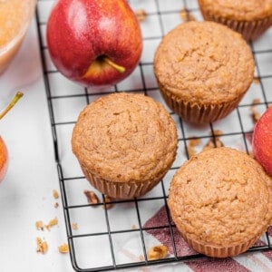 applesauce muffins with apples.