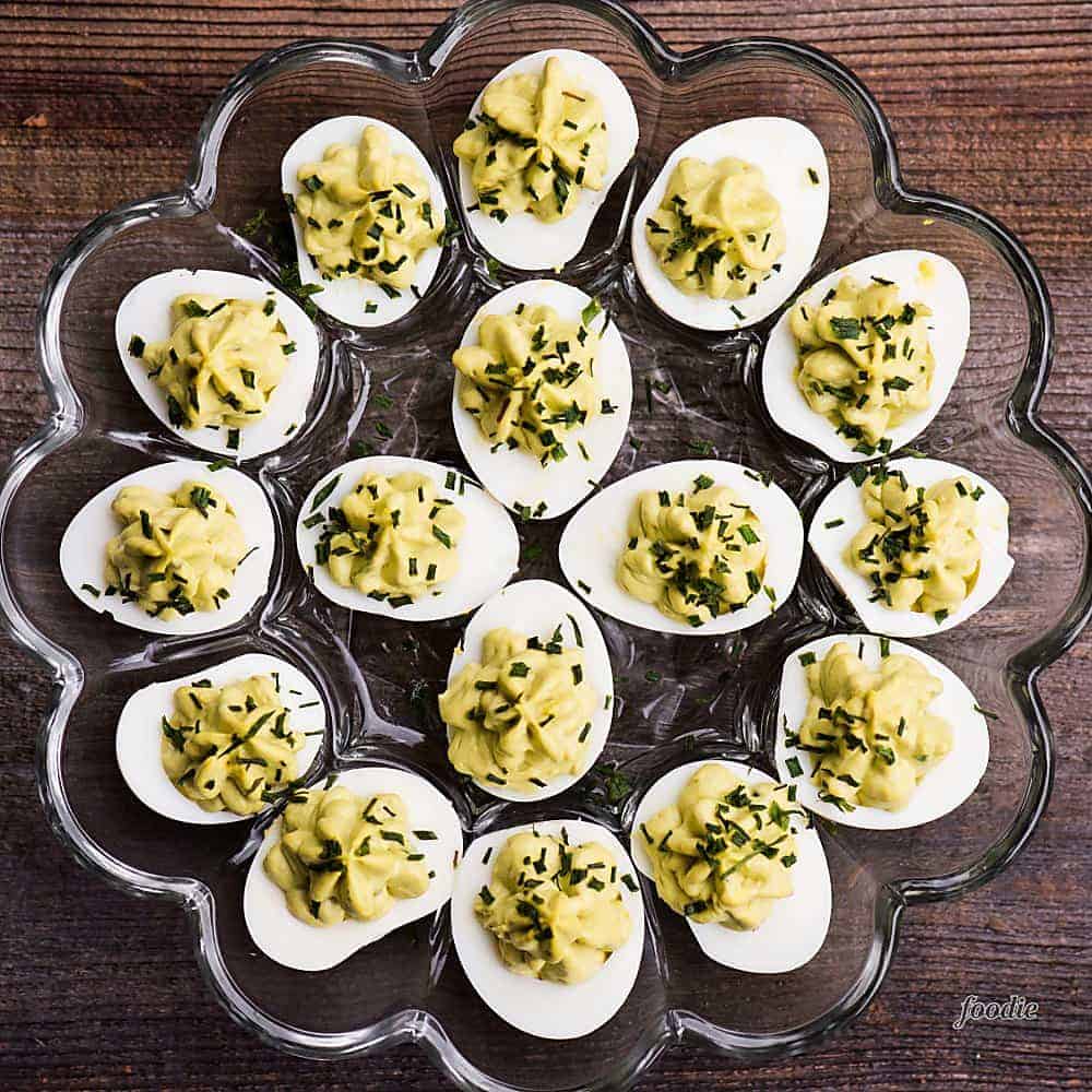 Recipe for deviled eggs with avocado