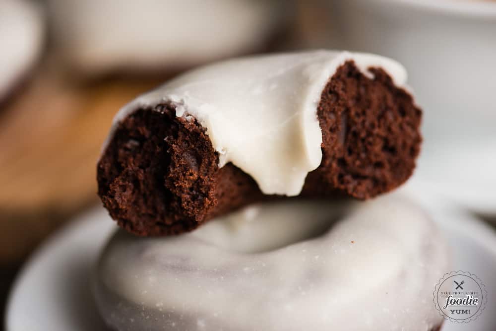 Recipe for Baked Chocolate Glazed Donuts