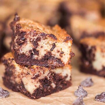 Banana Bread Brownies are the perfect combination of a moist banana bread swirled with a dense chocolate brownie. Banana brownies are a must make dessert!
