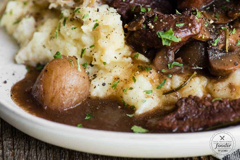 recipe for braised beef with red wine sauce over mashed potatoes