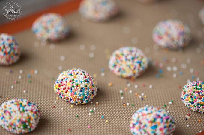 How to make cookies from scratch with sprinkles - Birthday Cookies