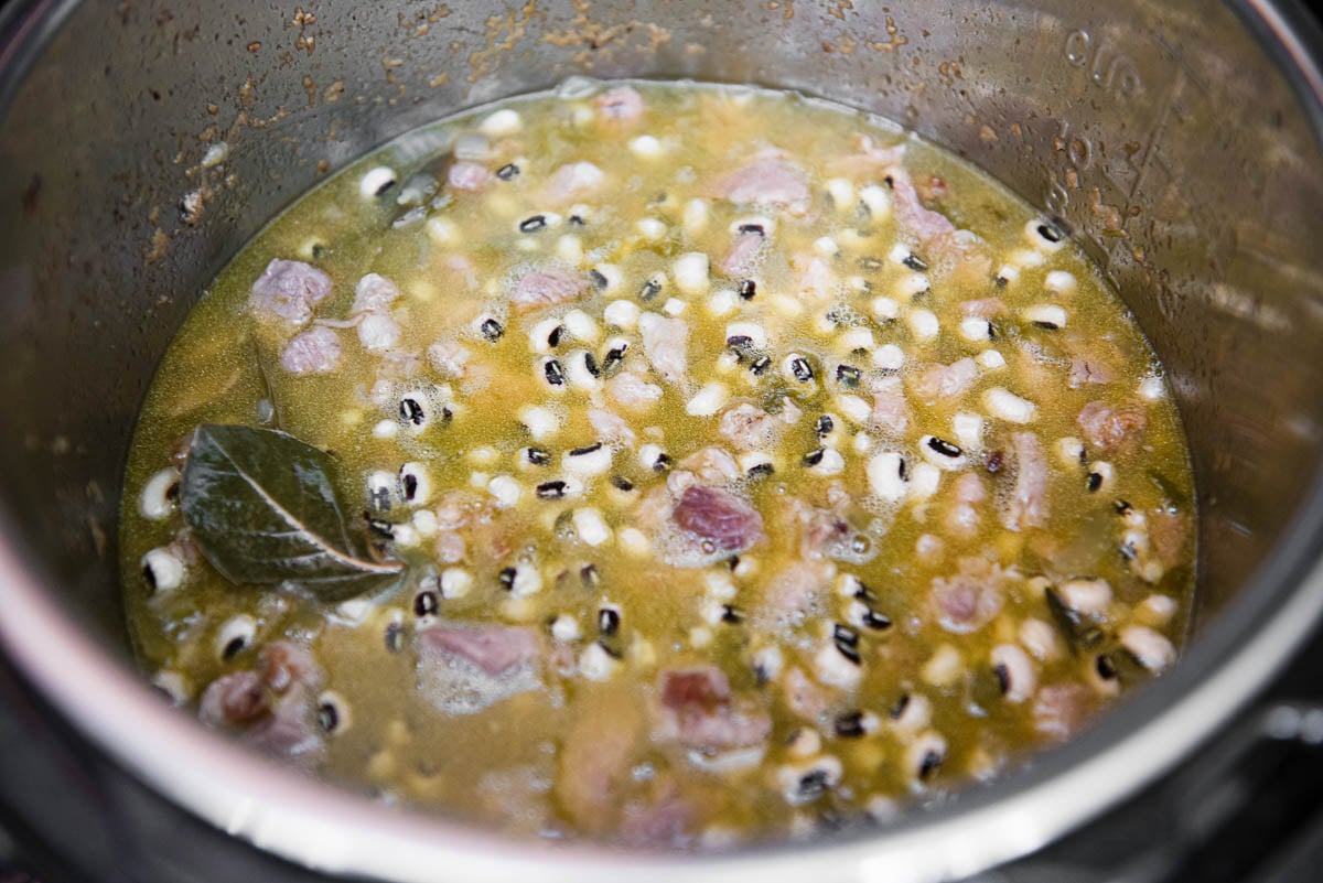 cooking black-eyed peas in instant pot