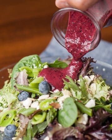 Can you think of a better lunch than a delicious and healthy Blueberry Vinaigrette Summer Salad made with a homemade salad dressing from fresh blueberries?