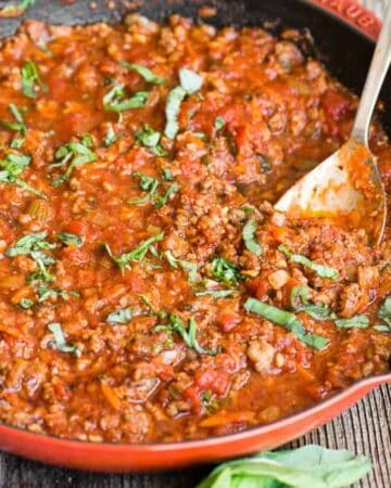 Bolognese with fresh basil