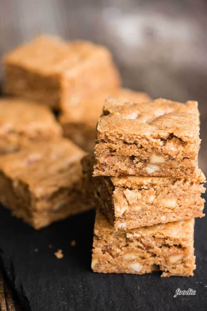 Brown Butter Blondies Recipe | Self Proclaimed Foodie