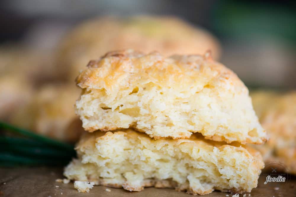 how to make cheddar biscuits