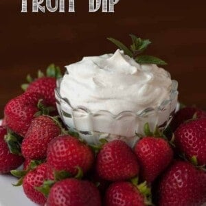 Cheesecake fruit dip with strawberries