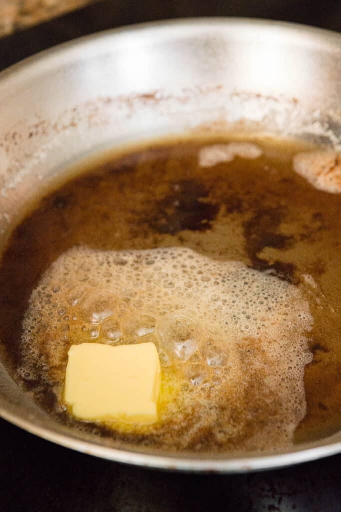 melting butter in pan drippings
