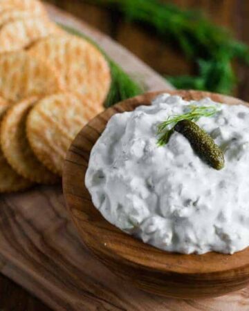 how to make easy dill pickle dip