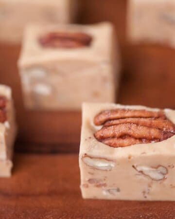 This Easy Brown Butter Pecan Fudge is full of the flavors of candied pecans and buttery caramel. This easy to make candy is the perfect dessert treat.