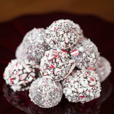 Rich and delicious Easy Candy Cane Chocolate Truffles take very little time to make and are the perfect peppermint holiday treat that you can give!