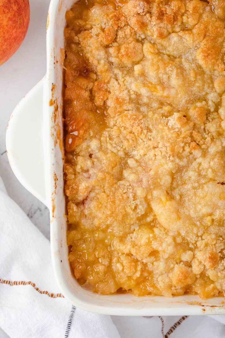 Super Easy Peach Cobbler Self Proclaimed Foodie