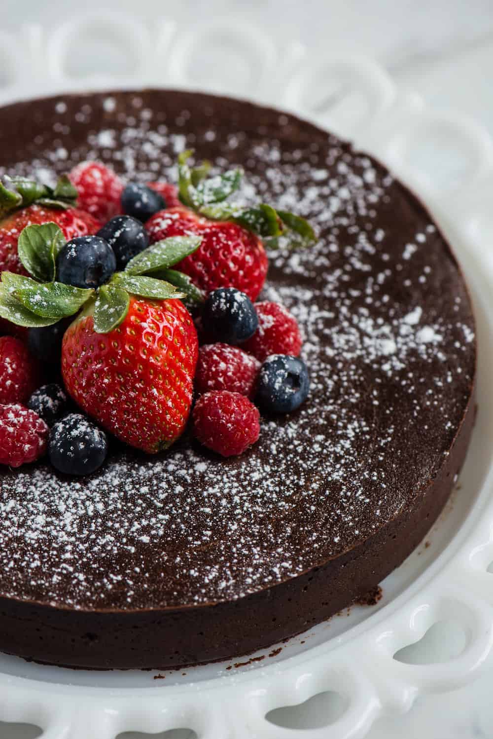 flourless chocolate cake with fresh berries