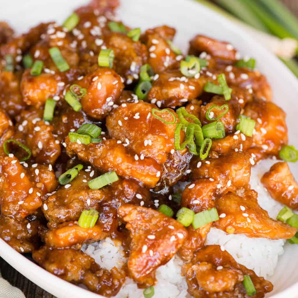 The BEST General Tso's Chicken Recipe - Self Proclaimed Foodie
