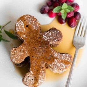 gingerbread men pancakes