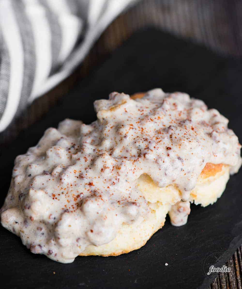 biscuit and gluten free country sausage gravy