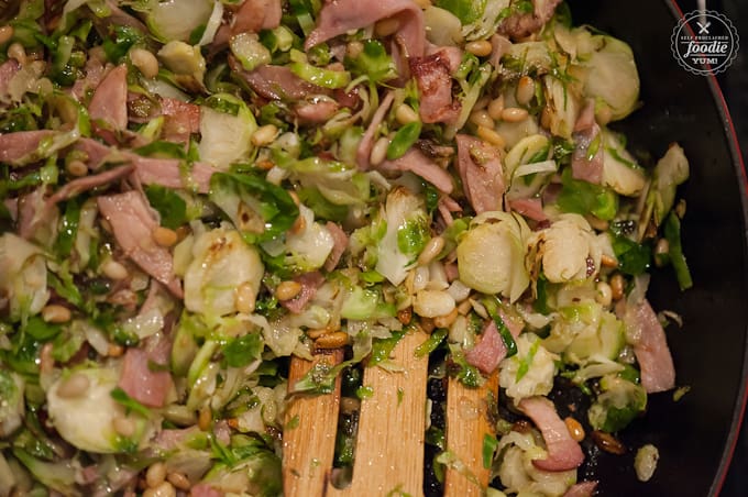 brussels sprouts with ham and pine nuts