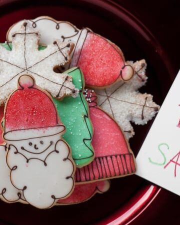 No Christmas season is complete without these mouthwatering Holiday Sugar Cookies that are not too soft, not too crisp, perfectly sweet, and loved by all.