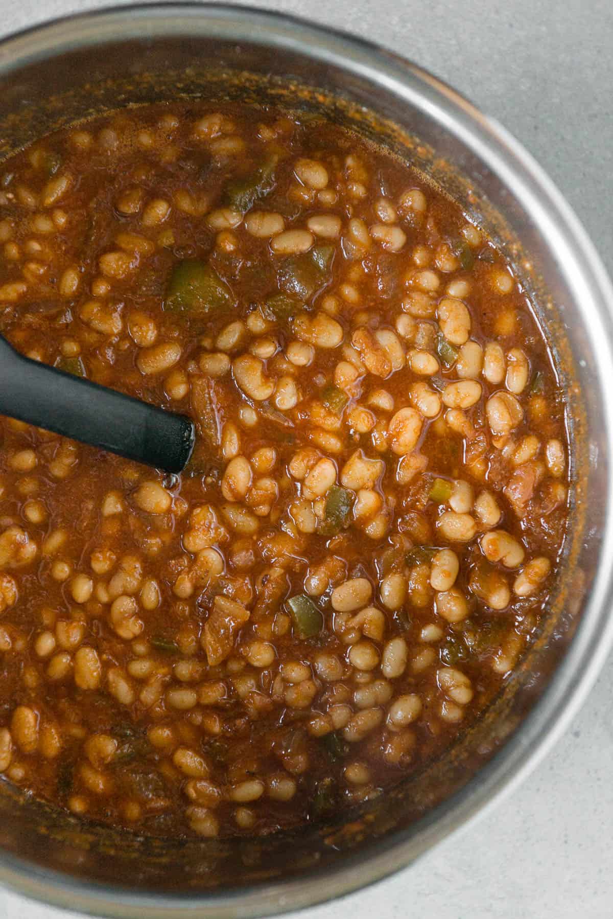 cooked baked beans in pot