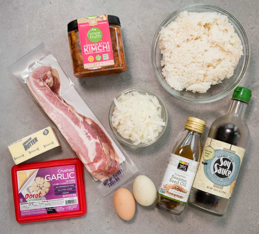 ingredients used to make kimchi fried rice
