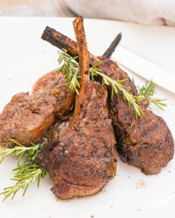 perfectly cooked lollipop lamb chops