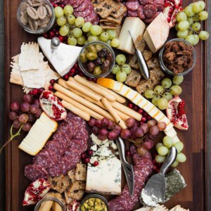 How to Create the Ultimate Charcuterie & Cheese Board