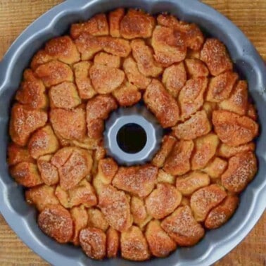 Granny's Monkey Bread Recipe (Printable Recipe + Video)