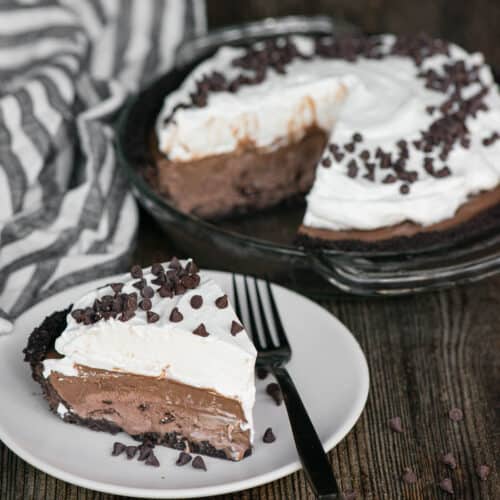 Mud Pie {Frozen Chocolate Pie} - Self Proclaimed Foodie