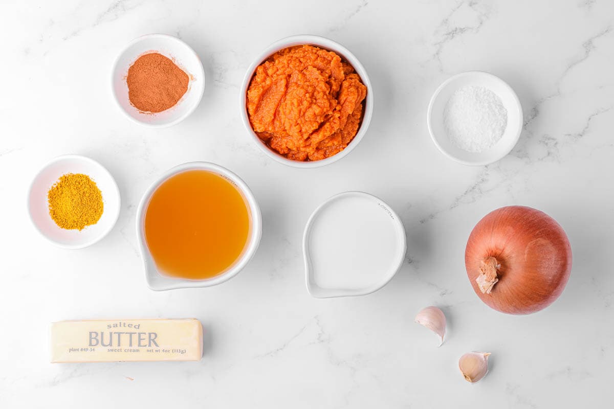 ingredients used to make pumpkin curry soup.