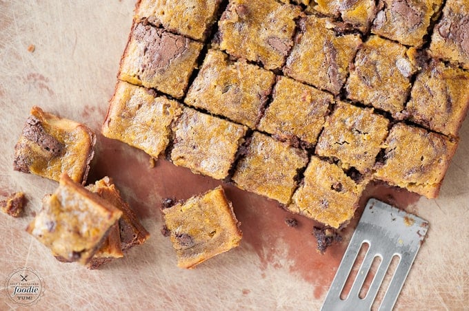 cut pumpkin swirl brownies